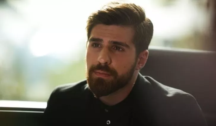 Berker Güven’in Şaşırtıcı Aşkı: Ünlü İsimle 13 Yaş Farkla Sevgili Olduğunu Duymaya Hazır mısınız?